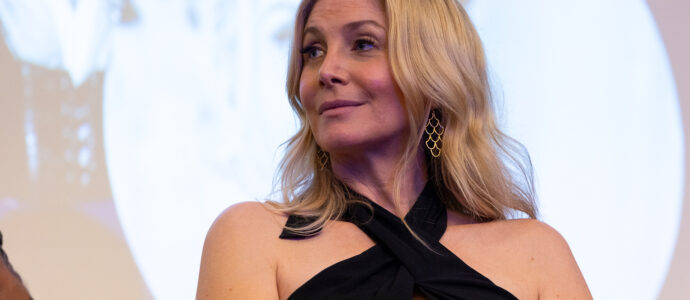 Elizabeth Mitchell - From Storybrooke to Paris - Once Upon a Time, The Santa Clauses